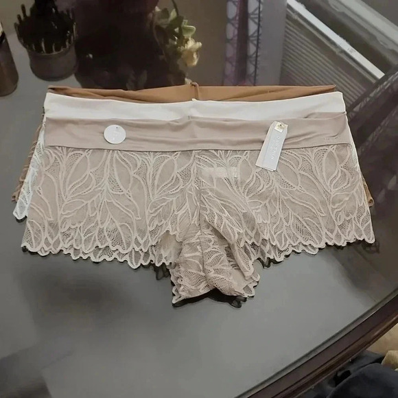 DANSKIN INTIMATES - Picture 1 of 4